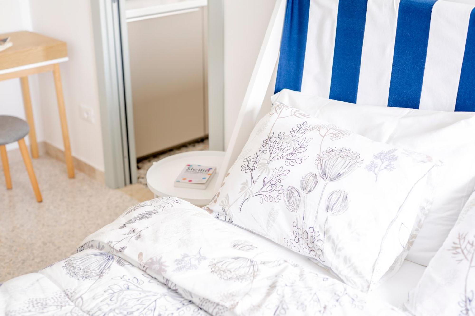 Eos Serenity Suites Szirakúza Szoba fotó